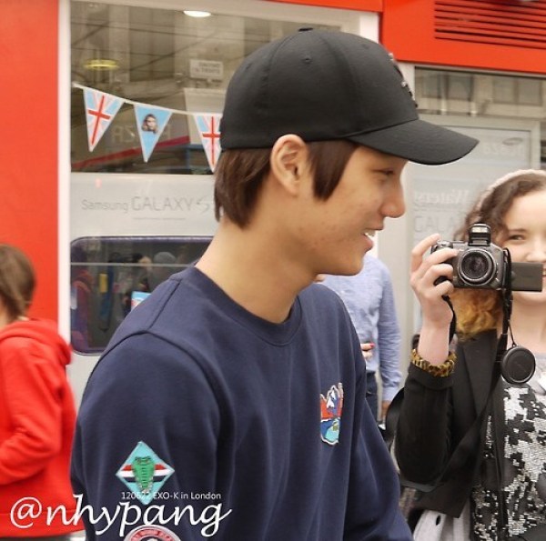 11 mỹ nam, mỹ nữ Hàn có làn da bị "giặc mụn" tàn phá - 12