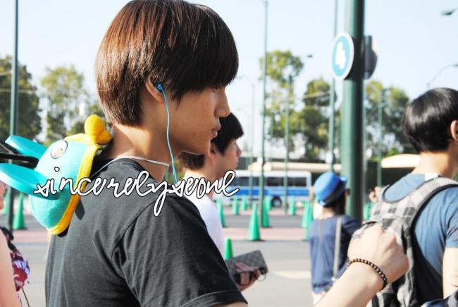 11 mỹ nam, mỹ nữ Hàn có làn da bị "giặc mụn" tàn phá - 13