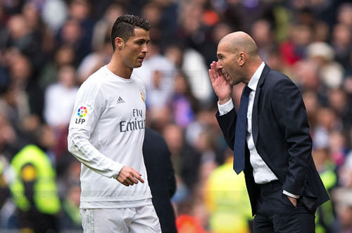 Levante – Real Madrid: Một mình Ronaldo là đủ - 1