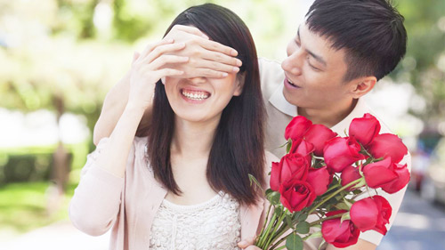 Món quà “đáp lễ” ngọt ngào từ phụ nữ dịp 8/3 - 1