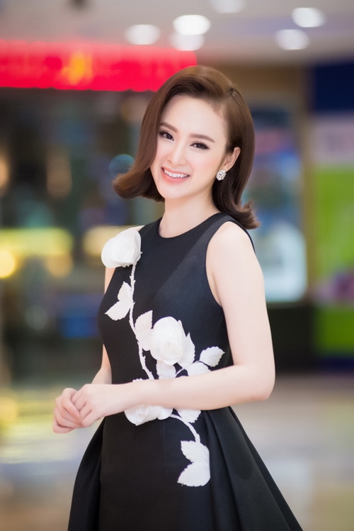 Angela Phương Trinh đẹp như nữ thần tại Hà Nội - 2