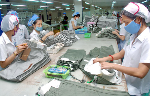 Vì sao Campuchia vượt Việt Nam xuất khẩu dệt may vào EU? - 1