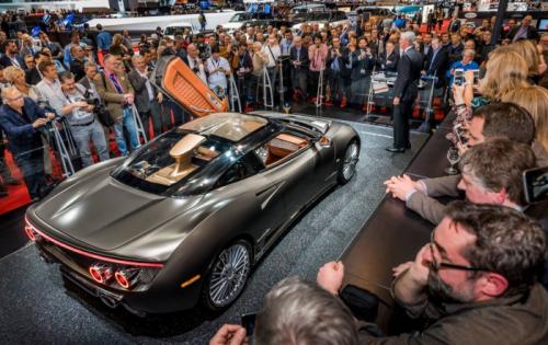 Hút hồn với vẻ đẹp khó cưỡng của Spyker C8 Preliator - 5