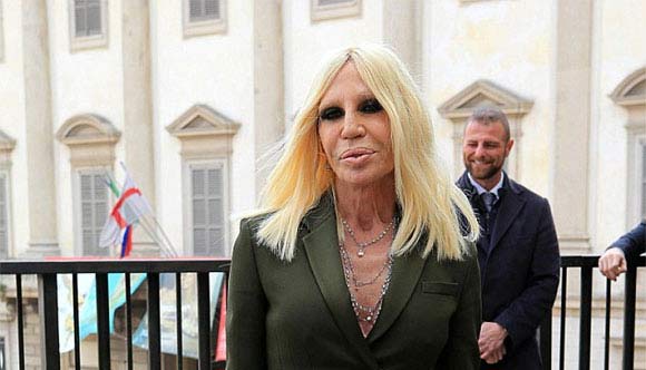 Chết khiếp vì gương mặt biến dạng của đại gia làng mốt - 4