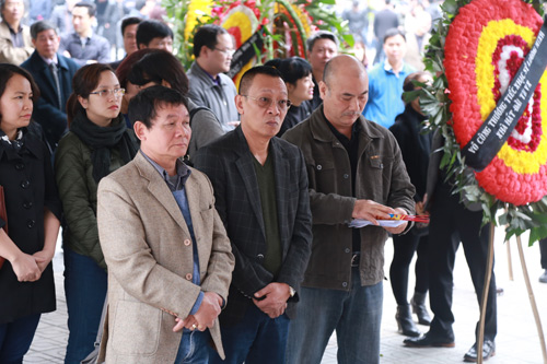 Lại Văn Sâm đau xót bên linh cữu nhạc sĩ Lương Minh - 1