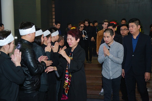 Nước mắt sao Việt "ngập" đám tang nhạc sĩ Lương Minh - 4