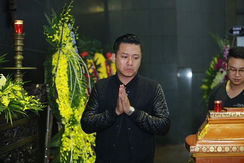 Nước mắt sao Việt "ngập" đám tang nhạc sĩ Lương Minh - 4