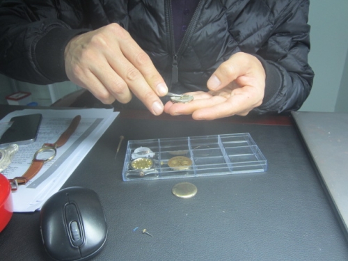 Bí ẩn về chiếc đồng hồ “độ” triệu đô của đại gia Hà thành - 2