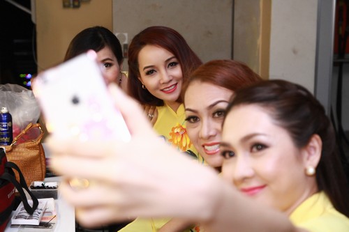 Những hình ảnh nữ tính thuần khiết của Mai Thu Huyền - 2