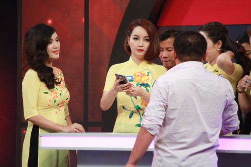 Những hình ảnh nữ tính thuần khiết của Mai Thu Huyền - 3