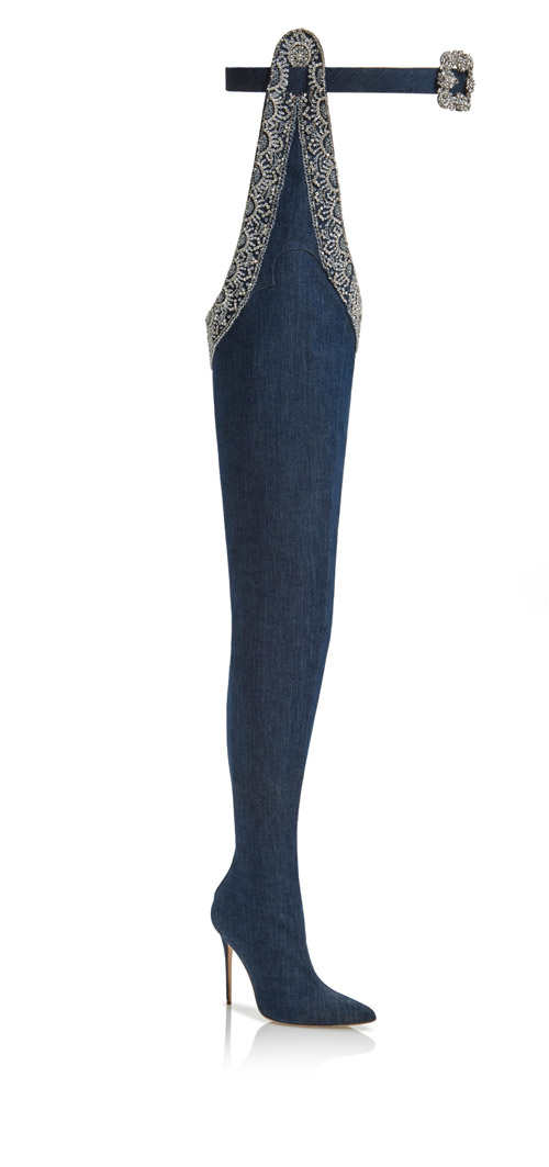 Rihanna tiết lộ về đôi bốt khiến phụ nữ dễ bị "bắt cóc" - 2