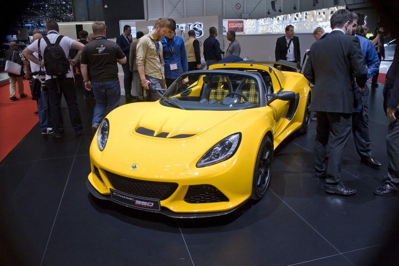 Lotus Exige Sport 350 Roadster lộ diện tại Geneva - 1