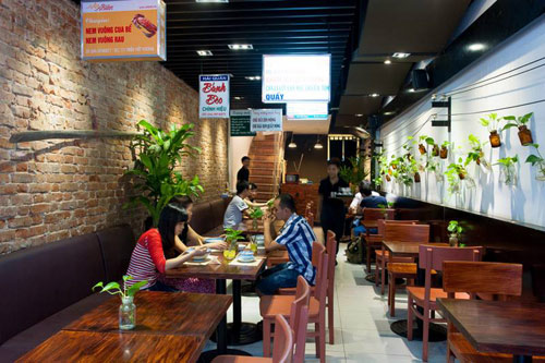 Gợi ý nơi ăn uống cho ngày 8/3 - 5