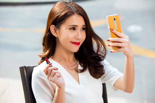 Cùng bật mí bí mật quà 8/3 của các sao - 2