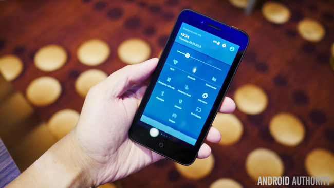 Hãng điện thoại Trung Quốc vừa chính thức công bố mức giá dành cho mẫu điện thoại thông minh Alcatel GO PLAY.