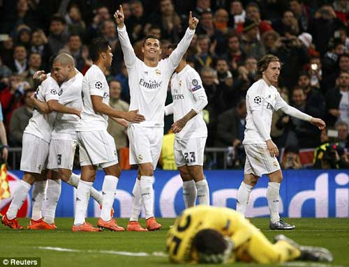 Real Madrid - AS Roma: Khác biệt ở siêu sao - 1