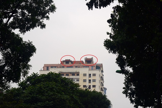 Cận cảnh những ngôi chùa trên nóc chung cư ở Thủ đô - 1