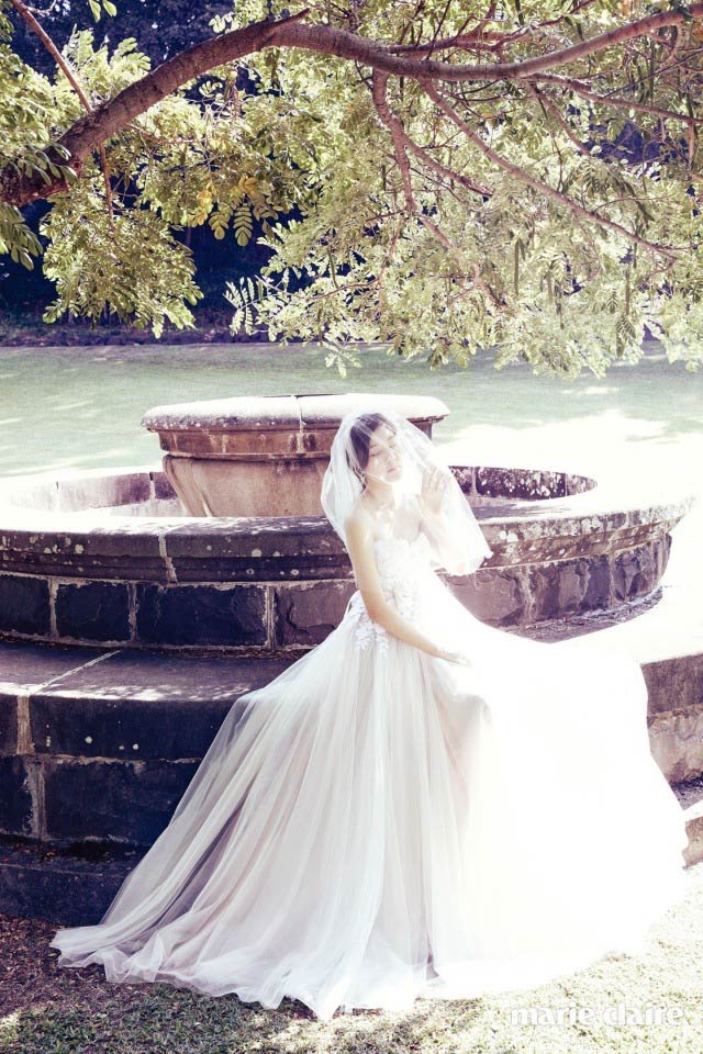 Kim Ha Neul quá trẻ đẹp so với tuổi 38 trong ảnh cưới - 4