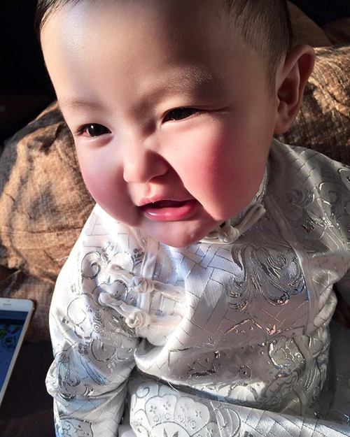 Con trai Tâm Tít càng lớn càng lém lỉnh - 4