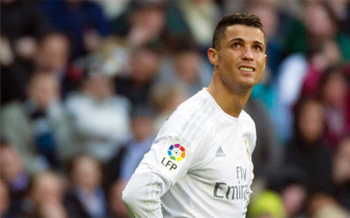 Hết chê đồng đội, Ronaldo lại chê Real thiếu tham vọng - 1