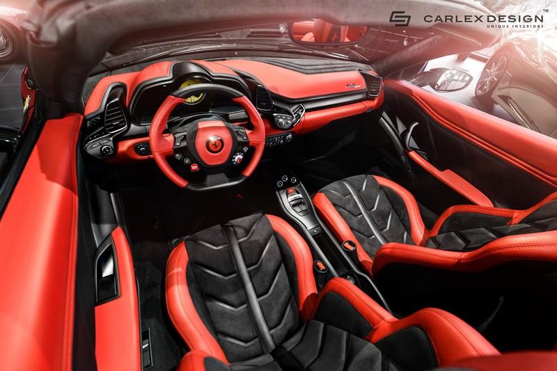 Siêu xe Ferrari 458 Spider có nội thất ấn tượng - 2