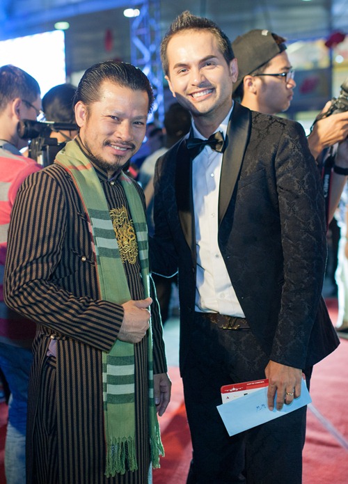 Diệu Huyền bầu 6 tháng rạng rỡ ra mắt phim mới - 7