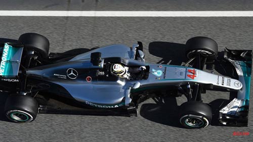 F1, Mercedes - Ferrari: Ai cũng run (P2) - 1