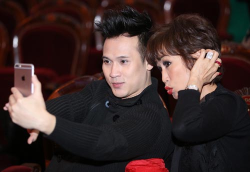 Vóc dáng quá trẻ so với tuổi 64 của danh ca Khánh Hà - 2