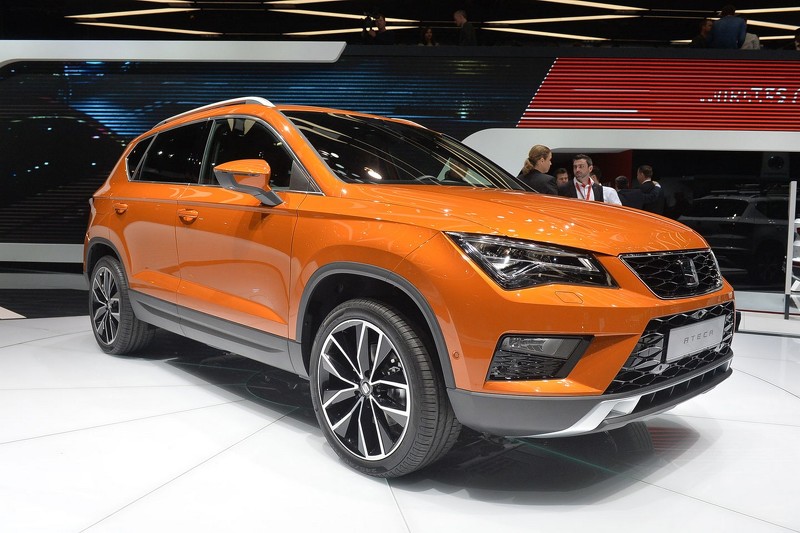 SEAT trình làng mẫu SUV Ateca đầu tiên của mình - 1