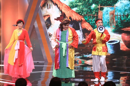 Gil Lê bảnh bao, lịch lãm khoe giọng trên sân khấu hài - 7