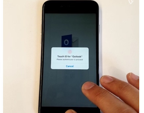 Outlook trên iPhone hỗ trợ bảo mật bằng dấu vân tay - 1