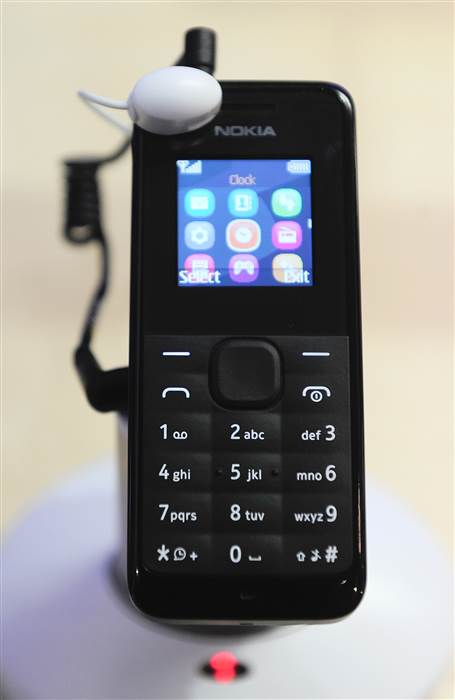 &#34;Cục gạch&#34; Nokia 105 bị IS dùng vào việc giết người - 2