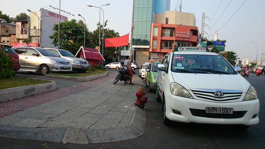 Xé lòng trước tiếng khóc của một phụ nữ bị cướp - 2