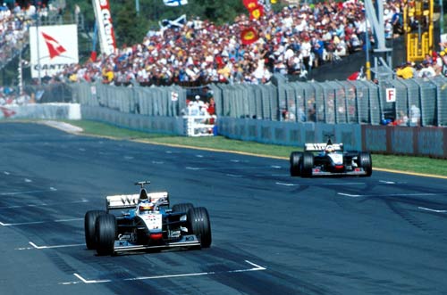 F1, ký ức Australian GP: Vụ tai nạn kinh hoàng - 2