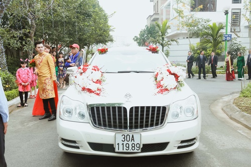 Nam Cường rước dâu ở Hà Nội bằng siêu xe 20 tỷ - 9