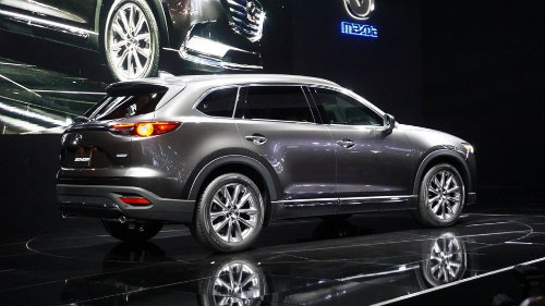 Mazda CX-9 2016 tăng giá, mang nhiều công nghệ cao - 1