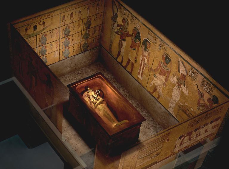 Căn phòng bí ẩn trong hầm mộ Hoàng đế Ai Cập - 1