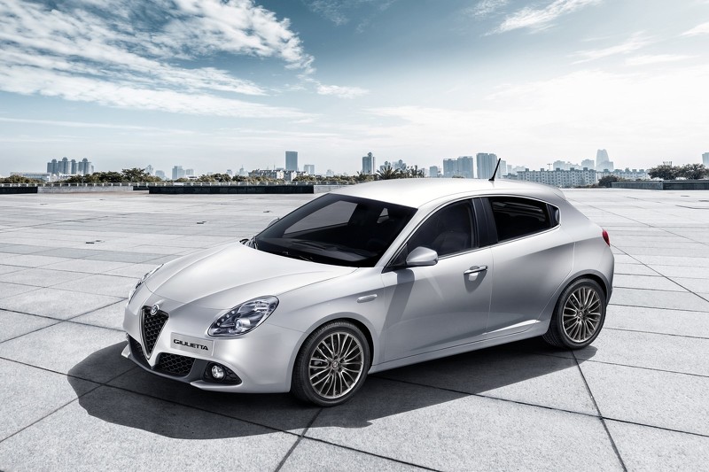 Alfa Romeo Giulietta bản nâng cấp cung cấp nhiều tùy chọn động cơ - 4