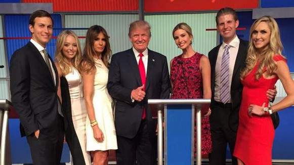 Thư kèm bột trắng đe dọa gia đình Donald Trump - 2