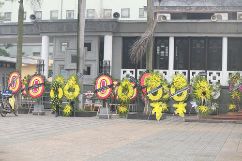 Lễ tang nhạc sĩ Thanh Tùng: "Tiễn bố về với mẹ, chào bố" - 28