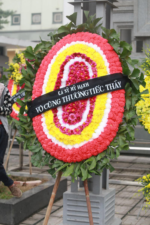 Lễ tang nhạc sĩ Thanh Tùng: "Tiễn bố về với mẹ, chào bố" - 30