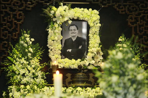 Lễ tang nhạc sĩ Thanh Tùng: "Tiễn bố về với mẹ, chào bố" - 5