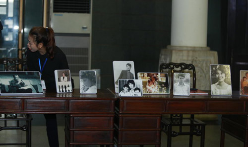 Lễ tang nhạc sĩ Thanh Tùng: "Tiễn bố về với mẹ, chào bố" - 33