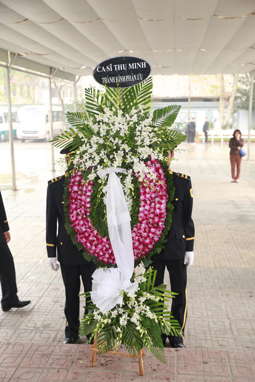 Lễ tang nhạc sĩ Thanh Tùng: "Tiễn bố về với mẹ, chào bố" - 26