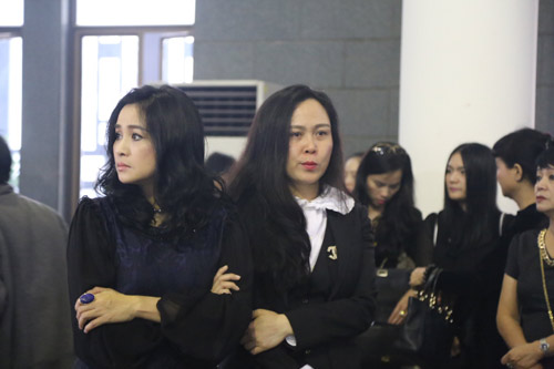 Lễ tang nhạc sĩ Thanh Tùng: "Tiễn bố về với mẹ, chào bố" - 18