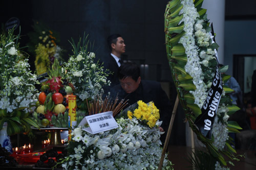 Lễ tang nhạc sĩ Thanh Tùng: "Tiễn bố về với mẹ, chào bố" - 3