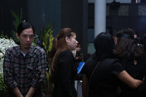 Lễ tang nhạc sĩ Thanh Tùng: "Tiễn bố về với mẹ, chào bố" - 13