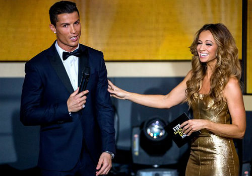 Tiết lộ: Gạt thù hận, Ronaldo bầu Neymar giành QBV - 1