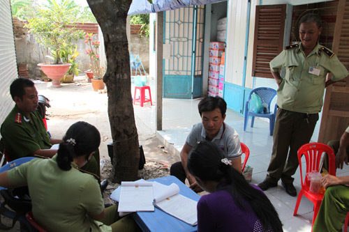 Cơ sở kinh doanh bánh kẹo in khống hạn sử dụng - 5