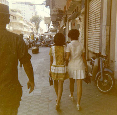 Thời trang táo bạo khó ngờ thời các bà, các mẹ - 12